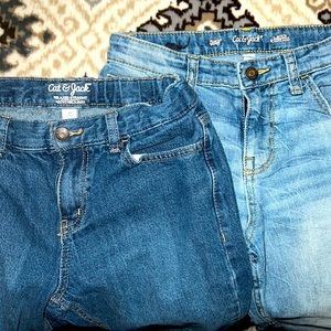 2 pairs of jeans